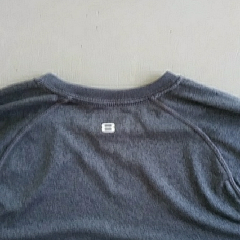 Layer 8 Men's Charcoal Long Sleeve Performace Top Medium - Picture 6 of 6